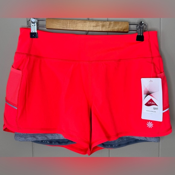 NWT Athleta Women's Ready Set Go 2 in 1 4” Athletic Shirts Womens Small - Picture 4 of 9